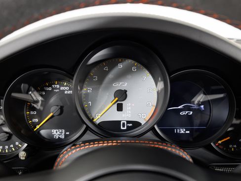Used 2018 Porsche 911 GT3 RWD image 20