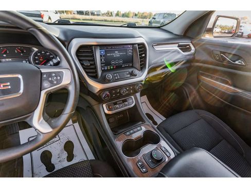 Used 2023 GMC Acadia SLE w/ Driver Convenience Package image 15