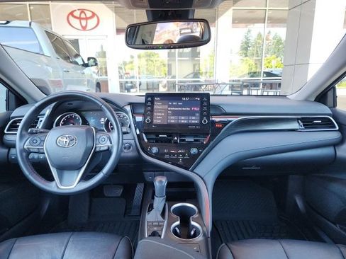 Used 2021 Toyota Camry XLE AWD/4WD image 19