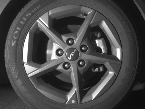 Used 2025 Kia K4 FWD image 13