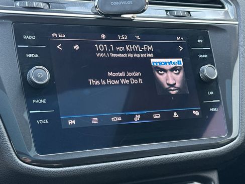 Used 2022 Volkswagen Tiguan SE w/ Panoramic Sunroof Package image 20