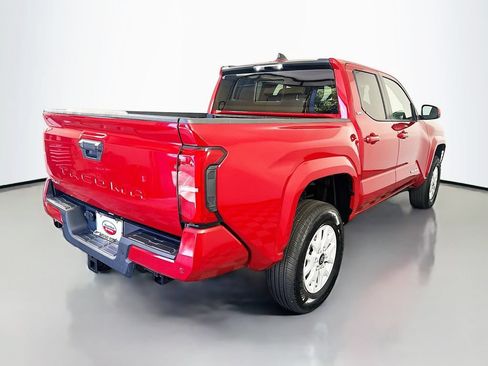 Used 2026 Toyota Tacoma SR5 w/ SR5 Upgrade Package AWD/4WD image 5