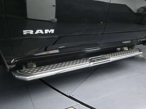 Used 2025 RAM 3500 Laramie image 35