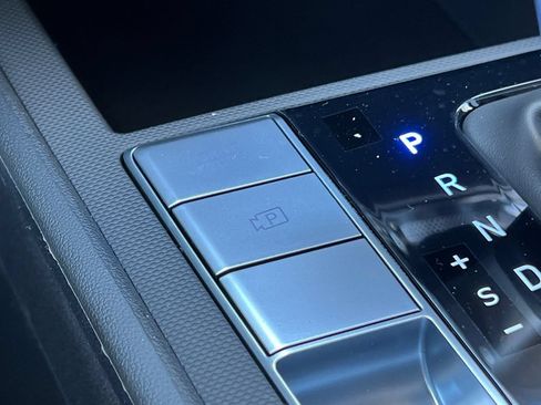 New 2026 Hyundai Elantra Hybrid FWD image 26