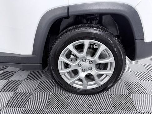 Used 2023 Jeep Compass Latitude w/ Sun and Sound Group image 24