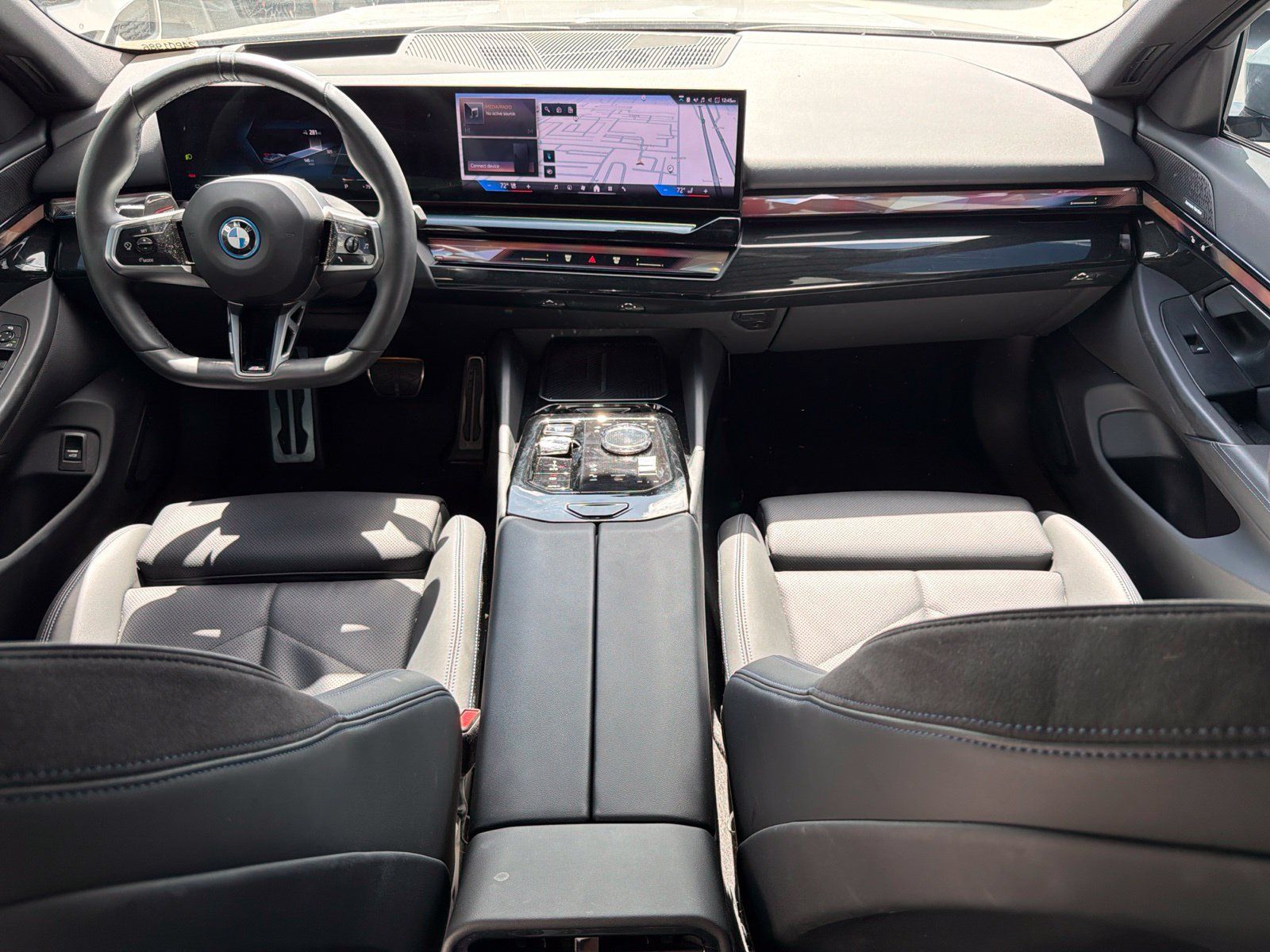 Certified 2024 BMW i5 eDrive40i w/ Executive Package RWD image 6