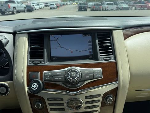 Used 2018 INFINITI QX80 4WD w/ Driver Assistance Package image 13