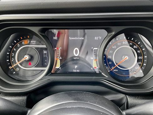 New 2026 Jeep Wrangler Unlimited Rubicon image 7