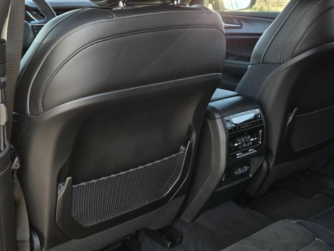 New 2025 Jeep Grand Cherokee L Altitude image 15