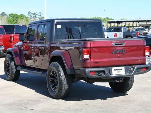 Used 2021 Jeep Gladiator Sport image 4