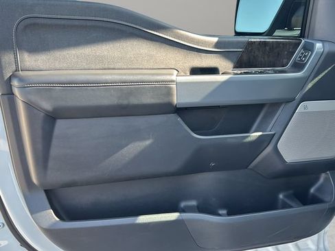 Used 2023 Ford F150 Lariat w/ FX4 Off-Road Package AWD/4WD image 16