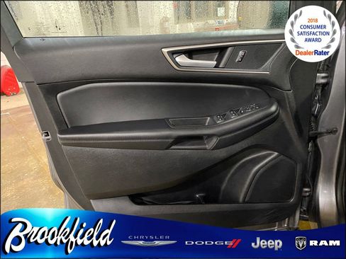 Used 2024 Ford Edge SEL w/ Convenience Package image 14