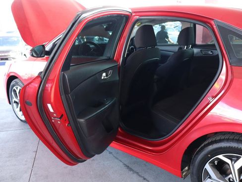 Used 2020 Kia Forte LXS image 29