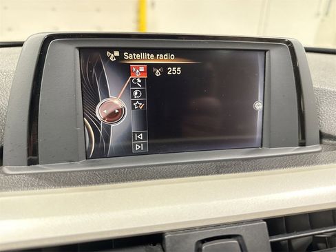 Used 2015 BMW 320i Sedan image 13