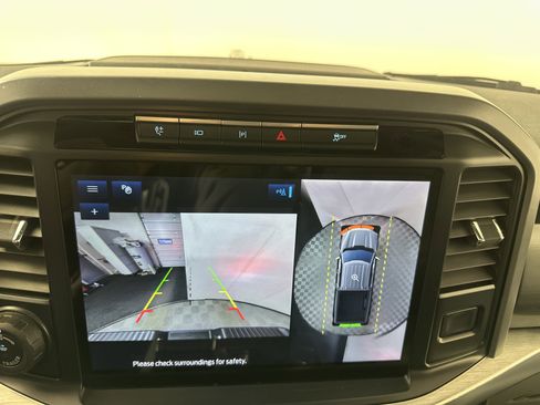 Certified 2021 Ford F150 Lariat w/ Equipment Group 502A High image 19