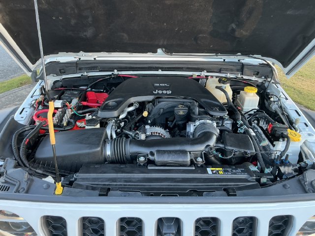 Used 2020 Jeep Gladiator Rubicon AWD/4WD image 30