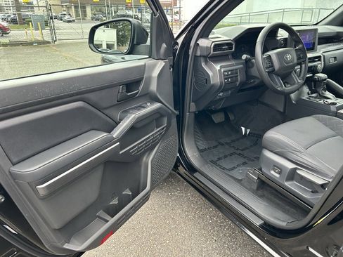 Certified 2025 Toyota Tacoma SR5 image 9