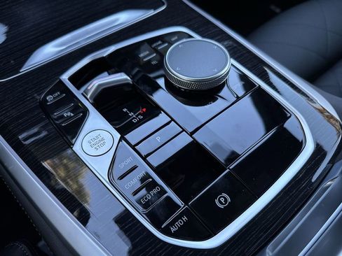 New 2026 BMW X5 sDrive40i w/ M Sport Package image 24