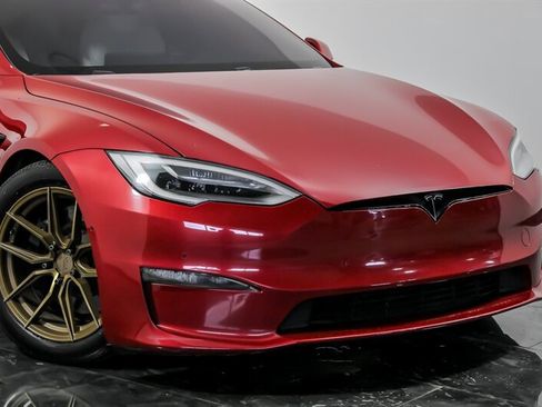 Used 2022 Tesla Model S Plaid AWD/4WD image 2