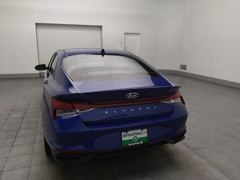Used 2023 Hyundai Elantra SEL w/ Convenience Package FWD image 6