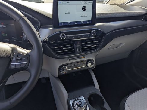 Certified 2024 Ford Escape Active image 10