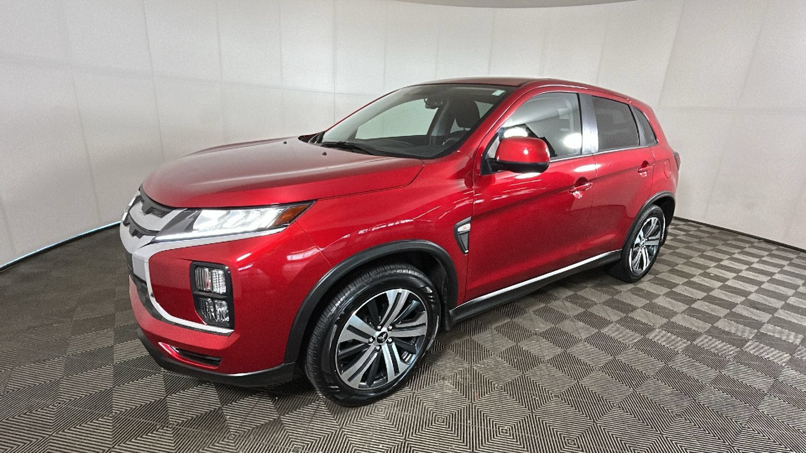 Used 2025 Mitsubishi Outlander Sport ES AWD/4WD image 6