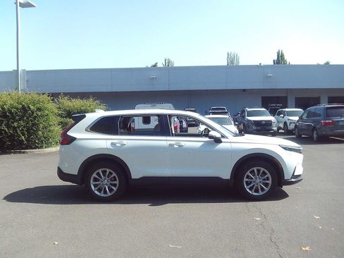 Used 2023 Honda CR-V EX-L image 6