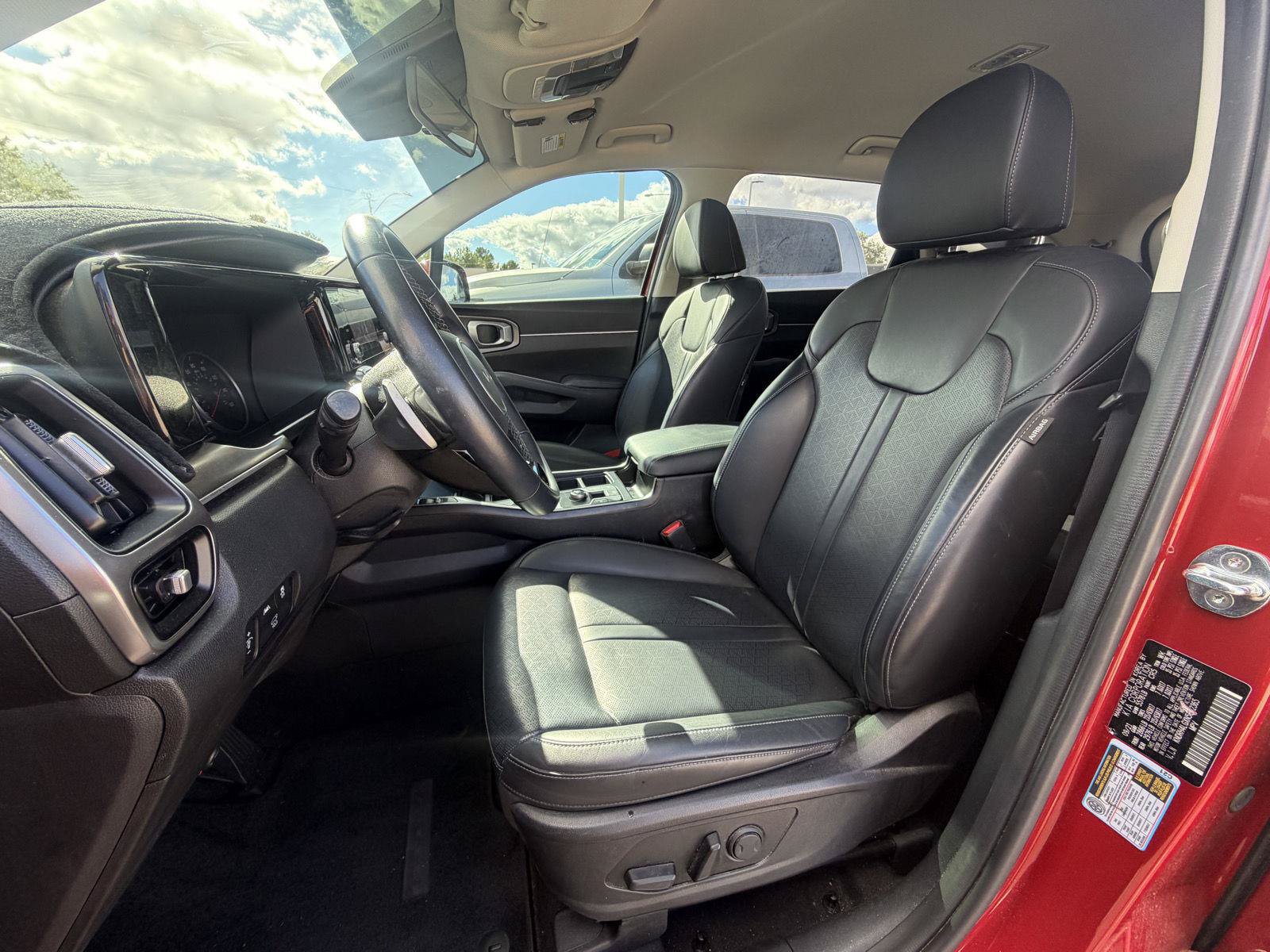 Used 2022 Kia Sorento EX FWD image 14