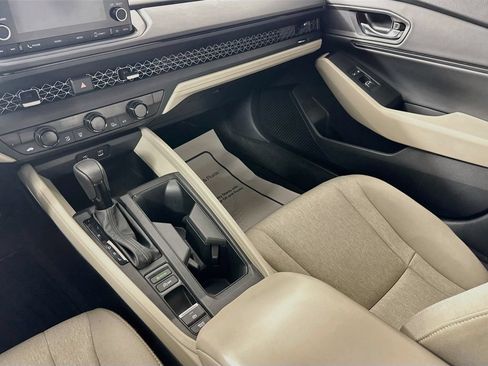 Certified 2024 Honda Accord EX image 30