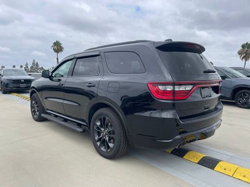 Used 2023 Dodge Durango GT RWD image 4
