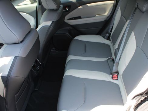 New 2025 Subaru Forester Limited image 15