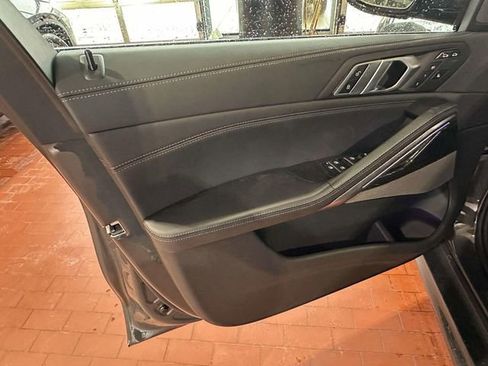 New 2026 BMW X6 xDrive40i w/ Climate Comfort Package image 13