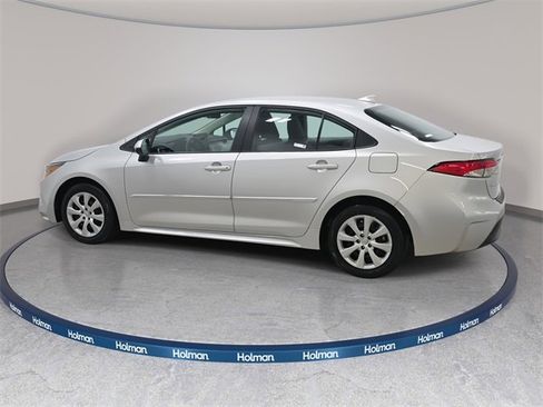 Used 2023 Toyota Corolla LE image 9