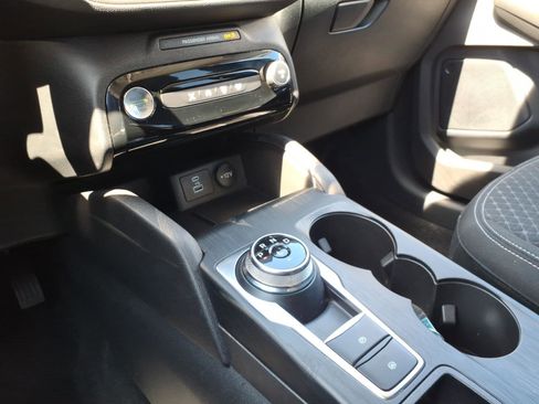 Used 2023 Ford Escape Active w/ Tech Pack #1 AWD/4WD image 19