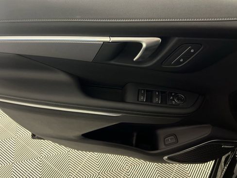 Used 2025 Buick Enclave Sport Touring image 29