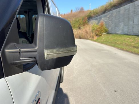 Used 2017 RAM ProMaster City Tradesman image 10