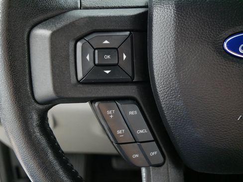 Used 2019 Ford F150 XLT w/ Equipment Group 302A Luxury AWD/4WD image 27