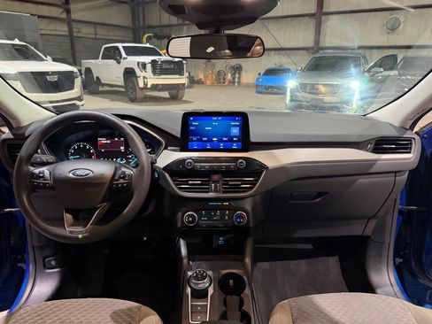 Used 2022 Ford Escape SE FWD image 28