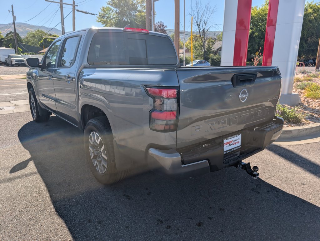 Used 2024 Nissan Frontier SL AWD/4WD image 6