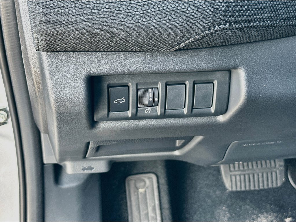 New 2026 Subaru Outback Limited AWD/4WD image 10