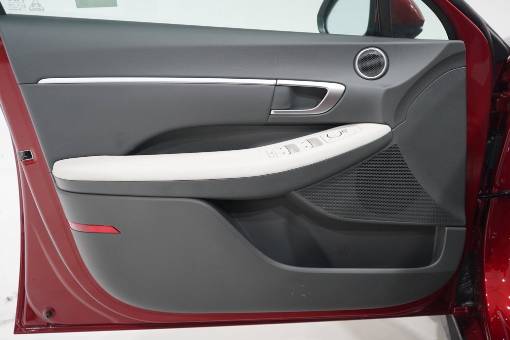 New 2026 Hyundai Sonata Blue FWD image 16