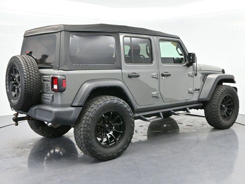 Used 2023 Jeep Wrangler Willys image 7