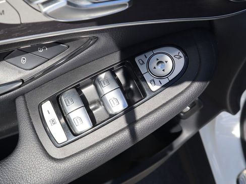 Certified 2022 Mercedes-Benz GLC 300 4MATIC image 18