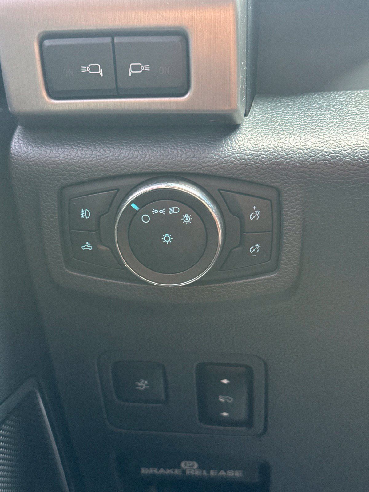 Used 2022 Ford F250 Platinum AWD/4WD image 25
