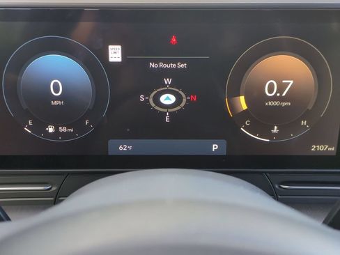 Used 2025 Hyundai Kona SEL FWD image 17