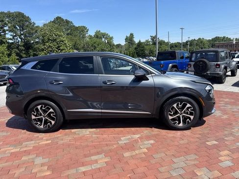 Used 2023 Kia Sportage EX FWD image 37