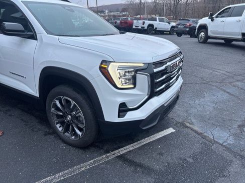 New 2026 GMC Terrain Elevation w/ Elevation Premium Package FWD image 6