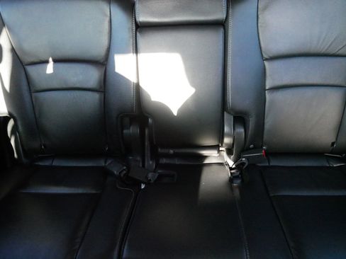 Used 2022 Honda Pilot EX-L image 13