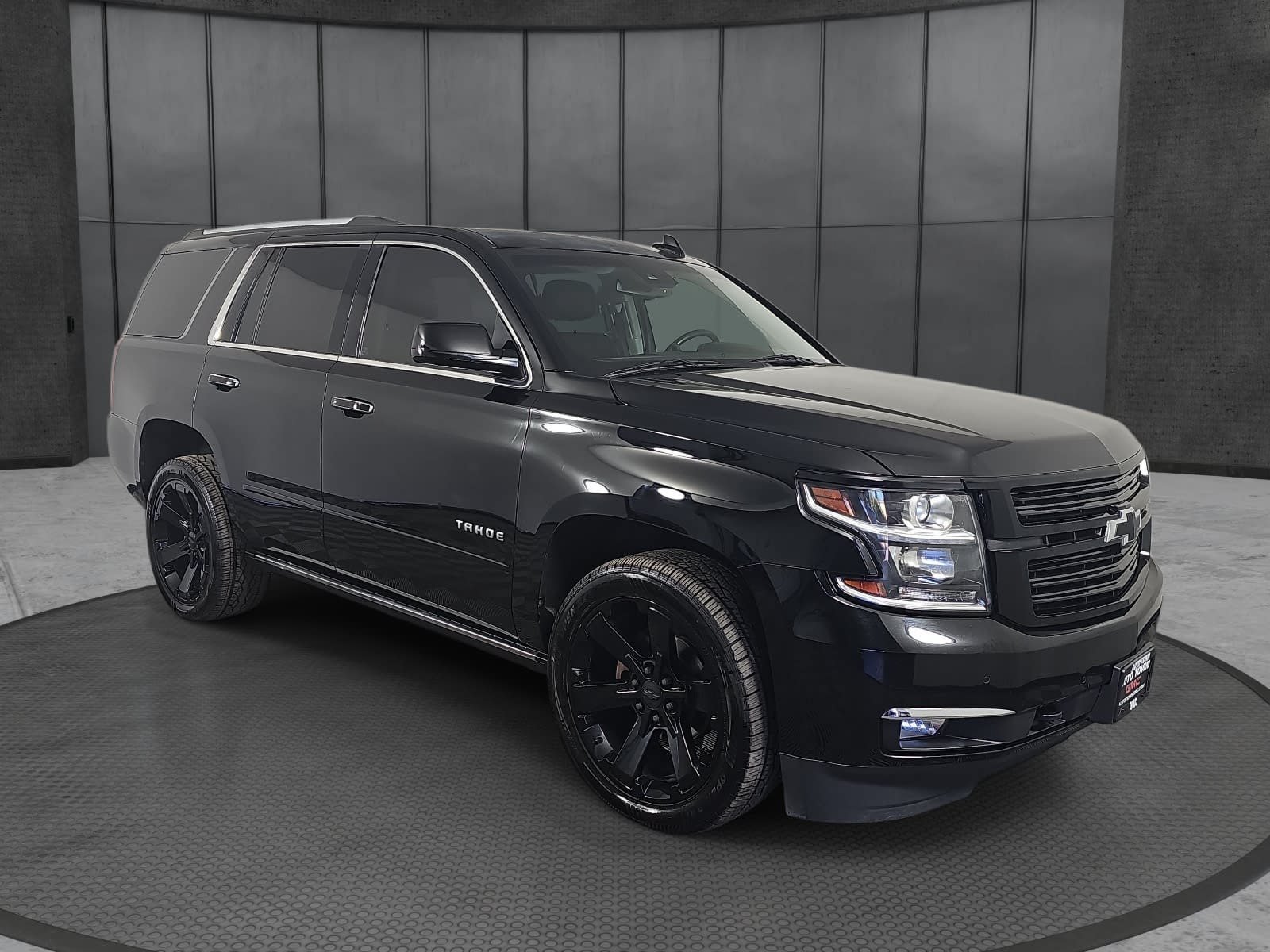 Used 2017 Chevrolet Tahoe Premier w/ Max Trailering Package AWD/4WD image 3