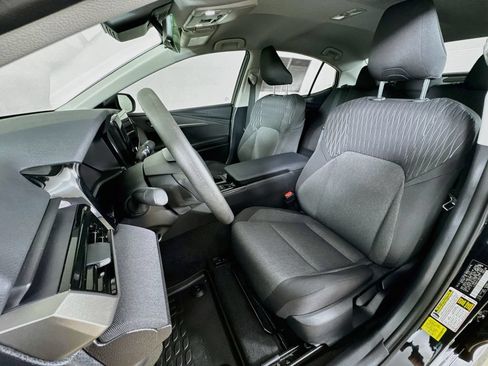 Used 2026 Toyota Camry LE w/ Preferred Package 2 (TMS) FWD image 2